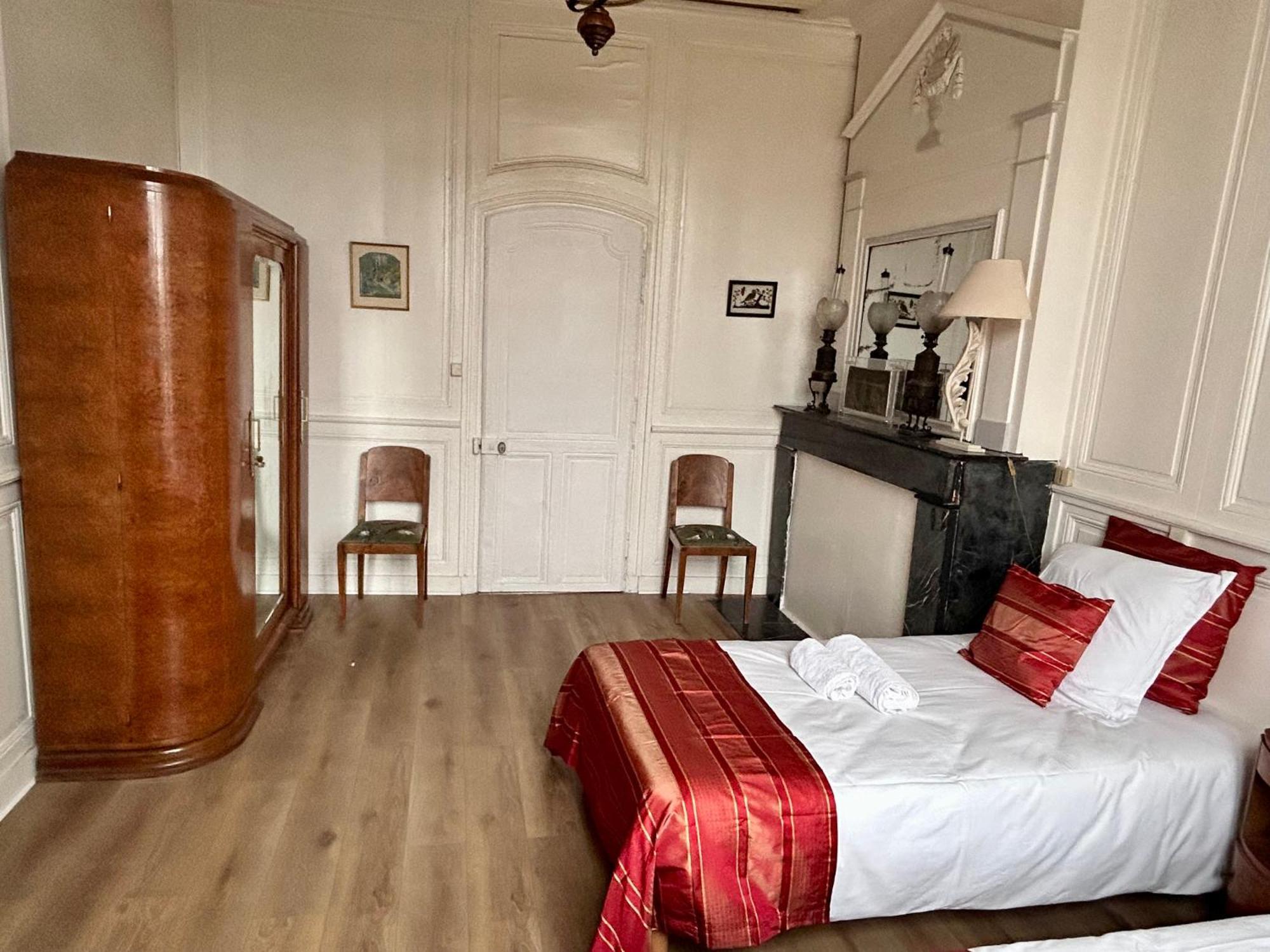 Demeure Jousset Des Berries Apartment เลอม็องส์ ภายนอก รูปภาพ